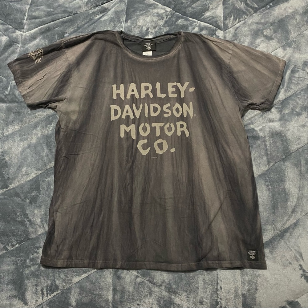 harley davidson gray and white dye graphic tshirt